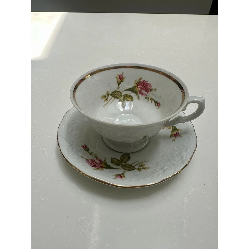 Walbrzych Poland Porcelain Tea Cup and Saucer Set Pink Rose‎ Gold Trim Vintage